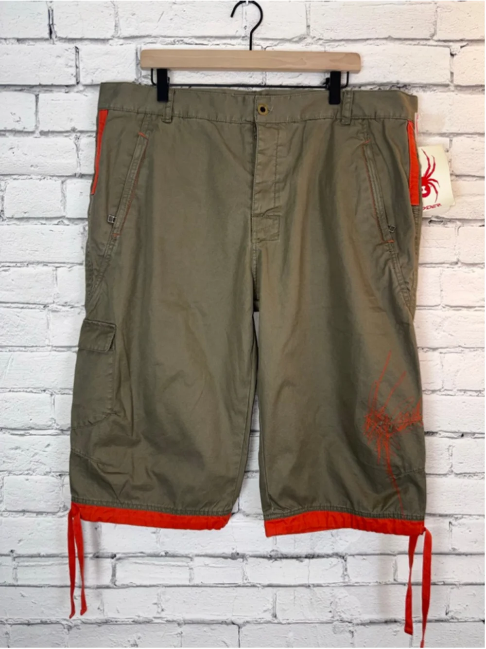 Men's Spyder Cargo Shorts size XL Olive Green with Orange Embroidery Streetwear